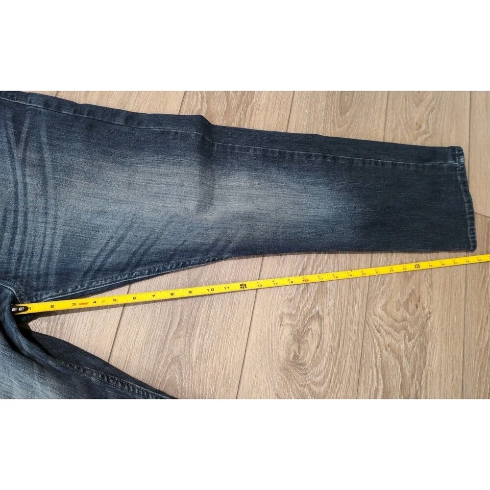 SIGNATURE LEVI STRAUSS BLUE DENIM JEANS SLIM STRAIGHT STRETCH MENS SZ 34X29 EUC